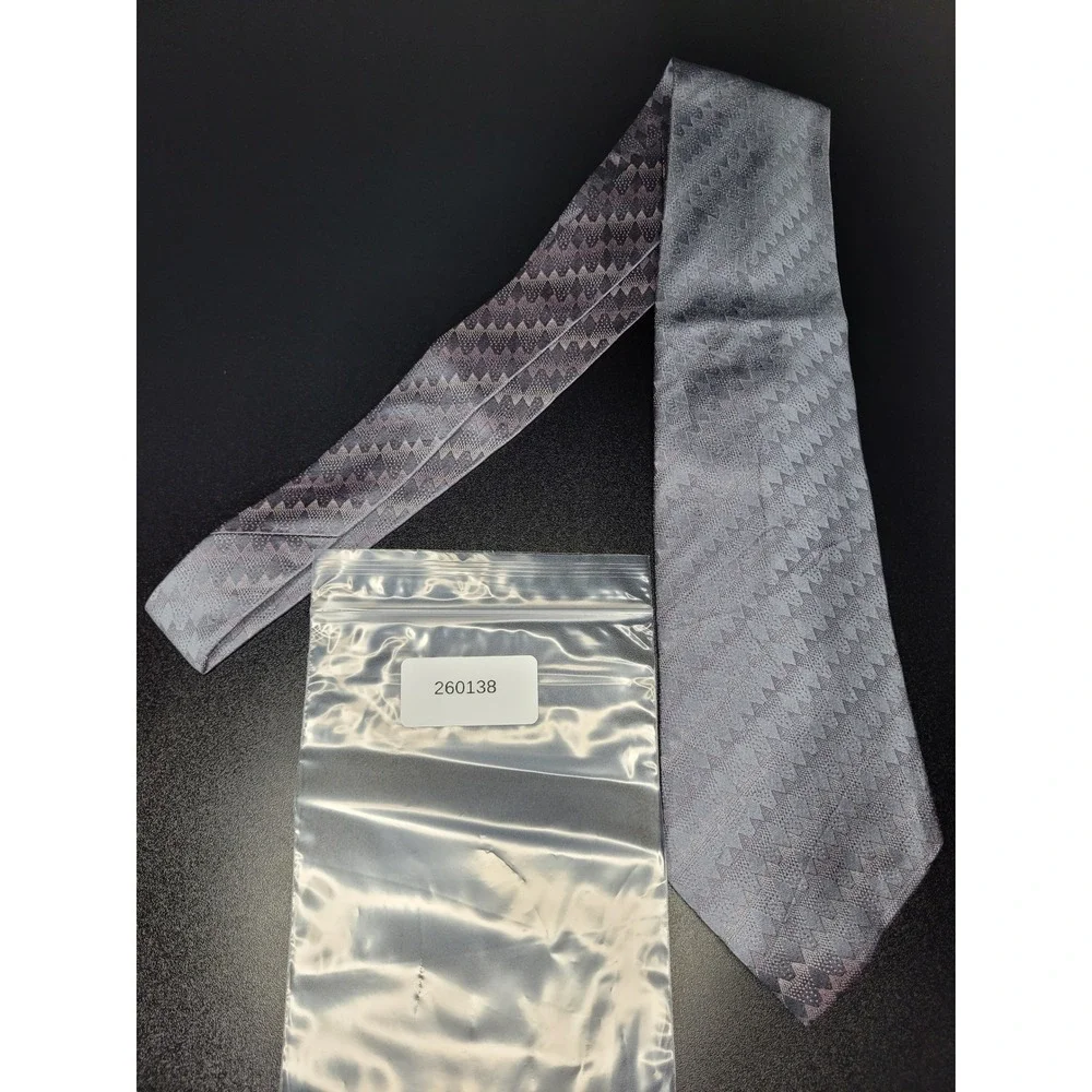 Gucci silk necktie